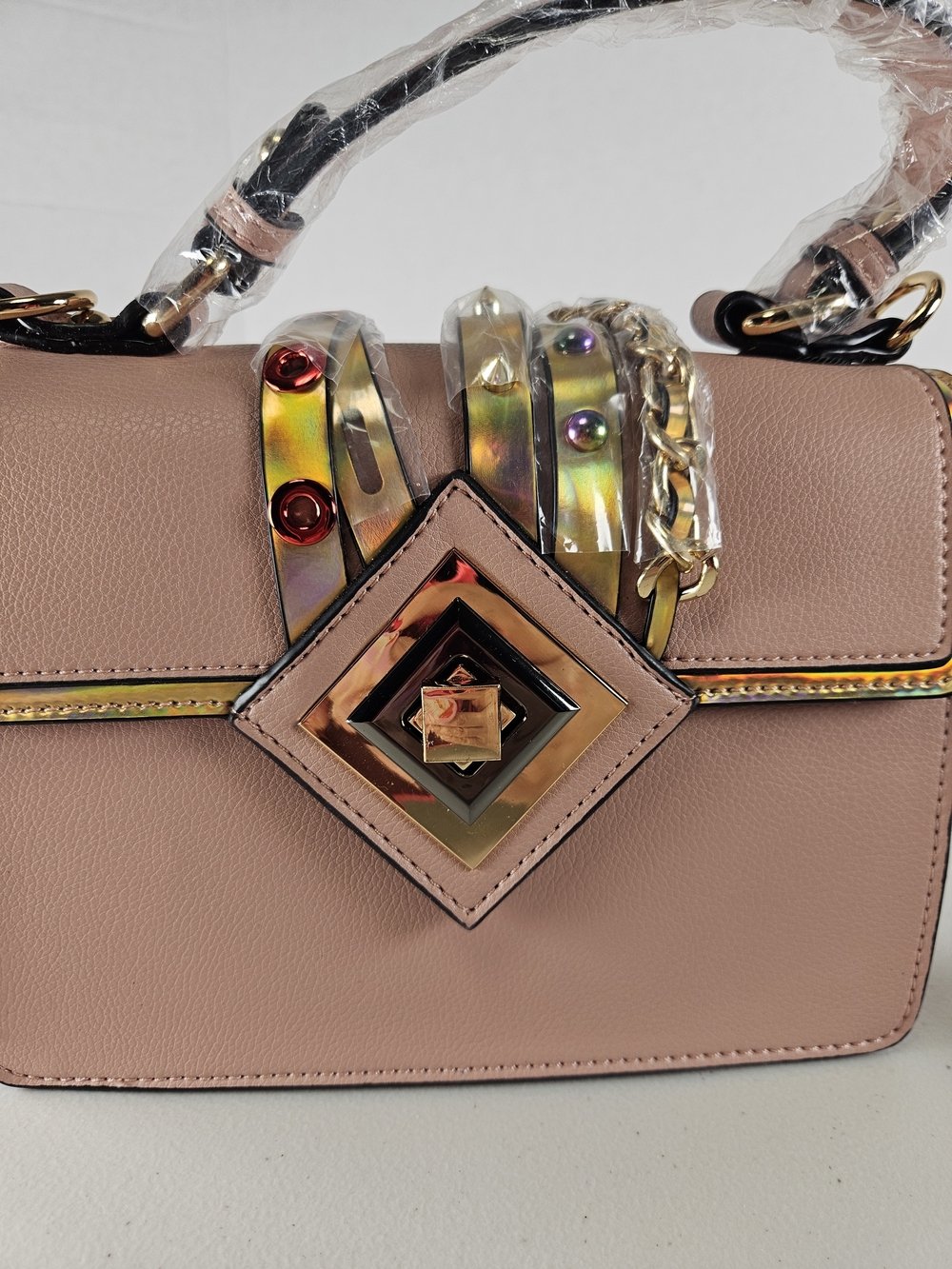 NWT Bretano Chic Blush Top-Handle Crossbody Bag with Statement Hardware - Picture 2 of 12